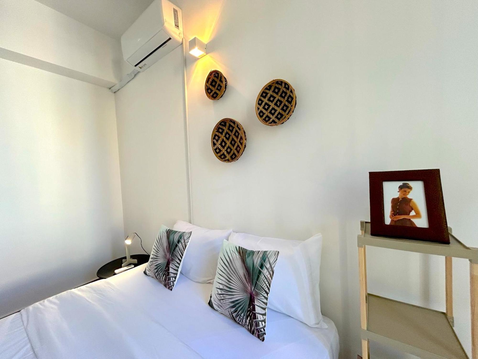 Queen Regina Suites By Platform 357 Нікосія Екстер'єр фото