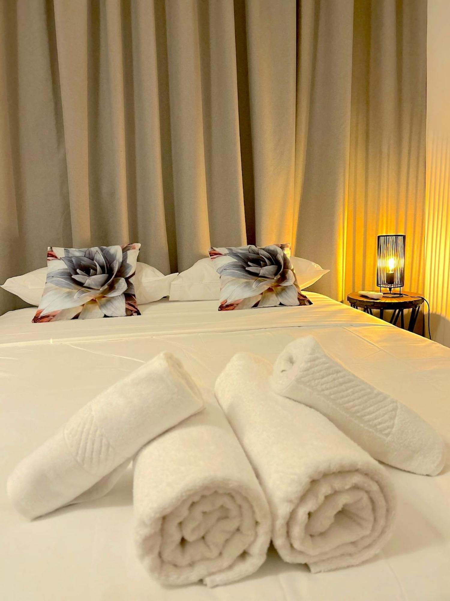 Queen Regina Suites By Platform 357 Нікосія Екстер'єр фото